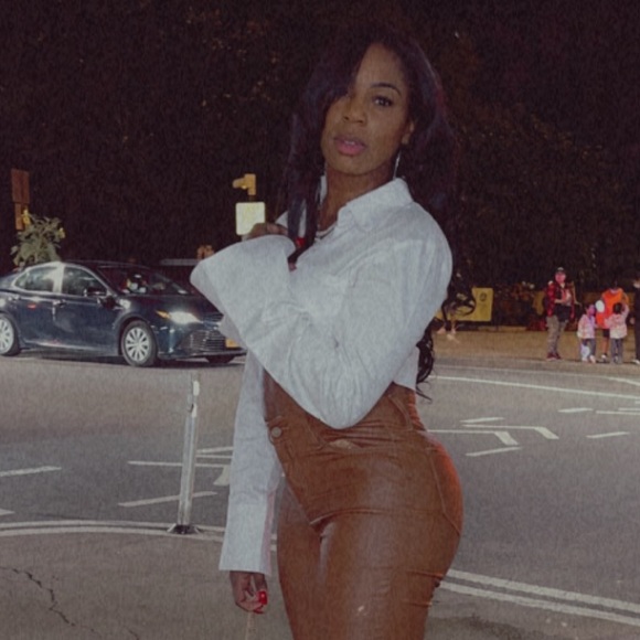 Meet your Posher, Shay - Picture 1 of 1